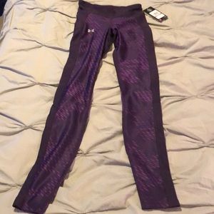 Women’s Under Armour Purple compression pants XS